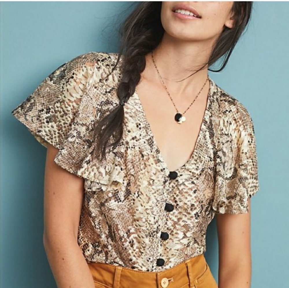 ❤... Anthropologie Eva Franco Top